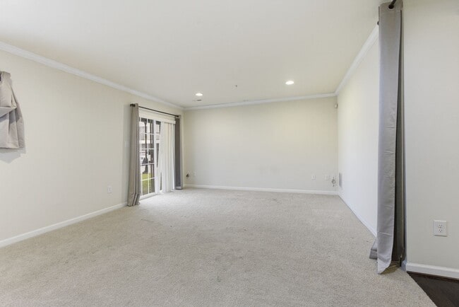 Foto del edificio - Lovely 3 BR/2 Full BA & 2 Half BA Townhome in Elkridge!