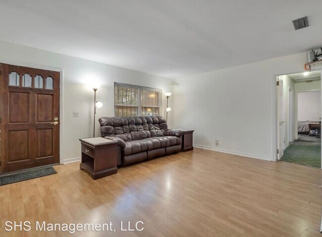 Building Photo - 4 br, 2.5 bath House - 222 Westminster Drive