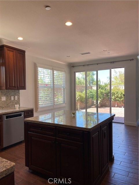 Foto del edificio - 123 Stallion