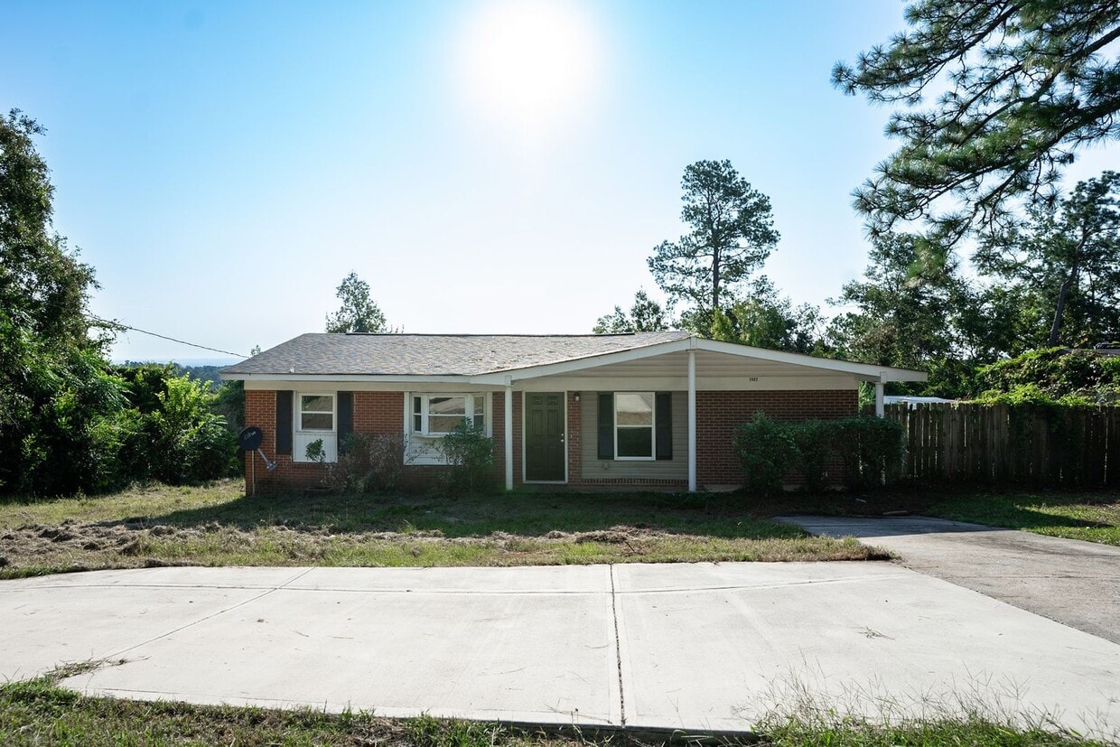 Primary Photo - 2432 Golden Camp Rd