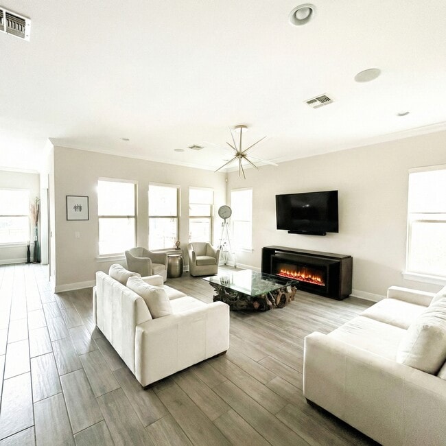 Building Photo - 3191 Players View Cir