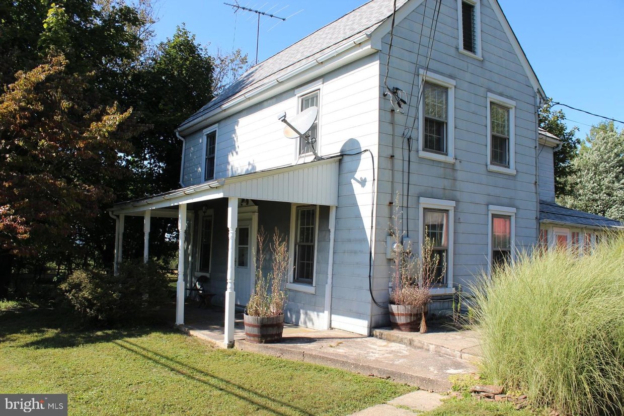 Primary Photo - 1223 Keystone Dr