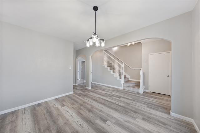 Foto del edificio - 407 Dartmoor Dr