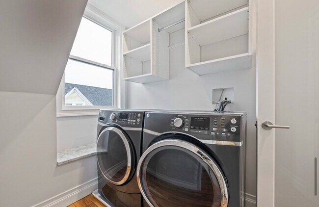 Foto del edificio - 101 Rosseter St