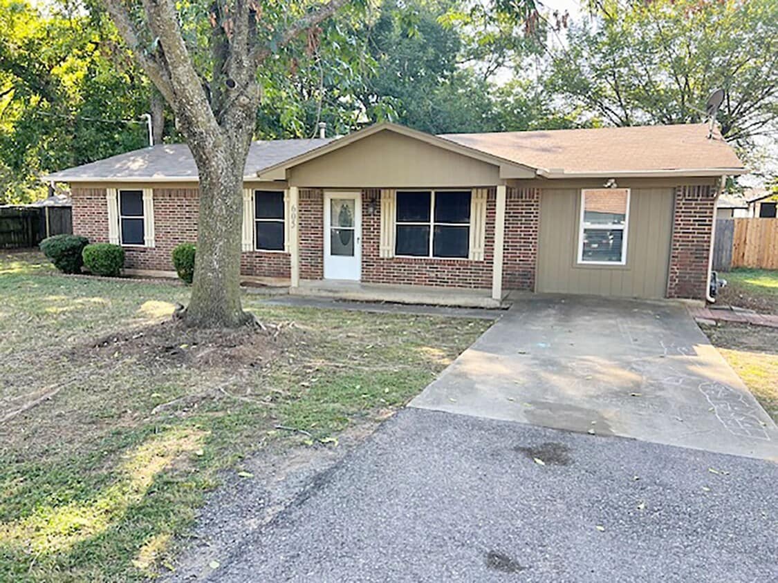 Great 4 Bdrm 2.5 Bath Home in Aubrey Tx - Great 4 Bdrm 2.5 Bath Home in Aubrey Tx