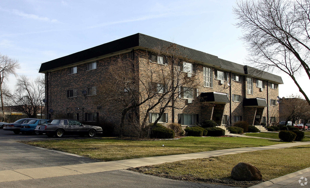 Marshall Place Apartments - Apartments in Bensenville, IL | Apartments.com