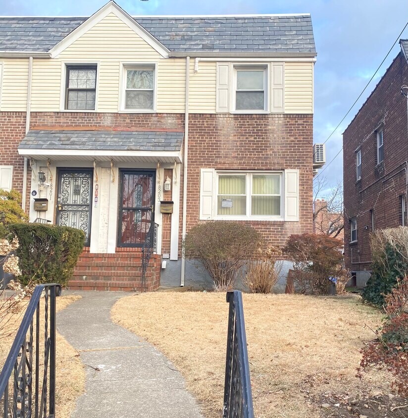 Foto principal - 8203 164th Pl