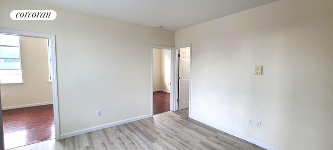 Foto del edificio - 37-34 12th St