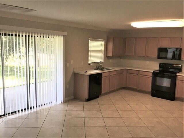 Building Photo - 765 Russo Drive