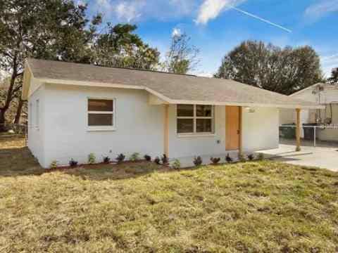 Primary Photo - 2321 N Whittier St