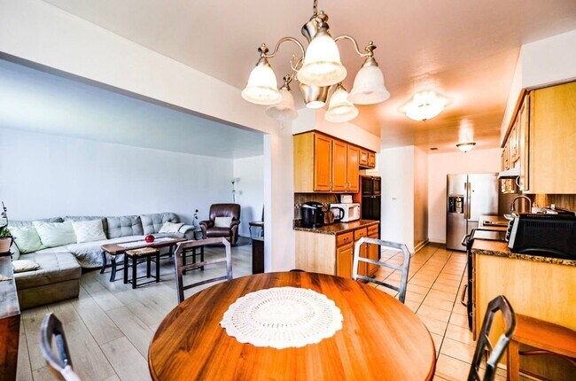 Foto del edificio - 2600 Brookwood Way Dr