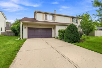 Building Photo - 982 Valleyview Dr