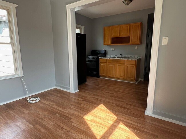 Foto del edificio - 27 Alton Pl