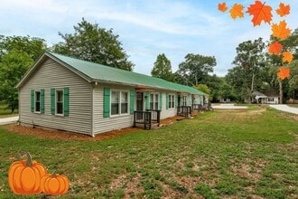 Building Photo - 210 Bryan St