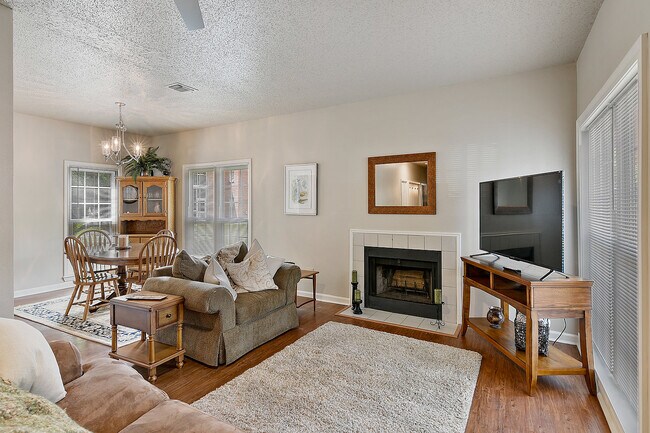 Foto del edificio - 7772 Jefferson Pl Blvd