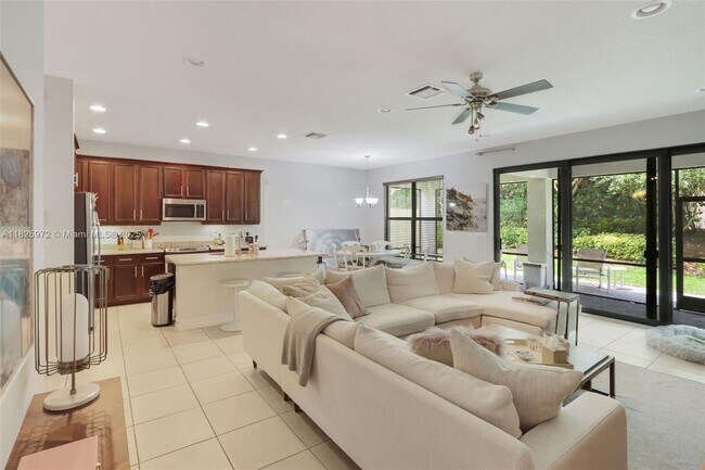 Foto del edificio - 13679 Moss Agate Ave