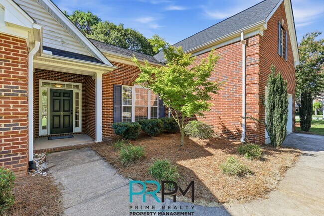 Building Photo - 5 Saybrook Rd