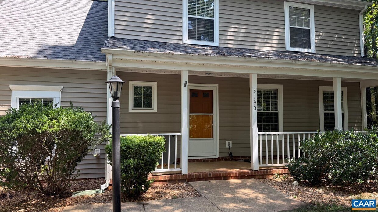 Primary Photo - 3190 Saddlebrook Ln