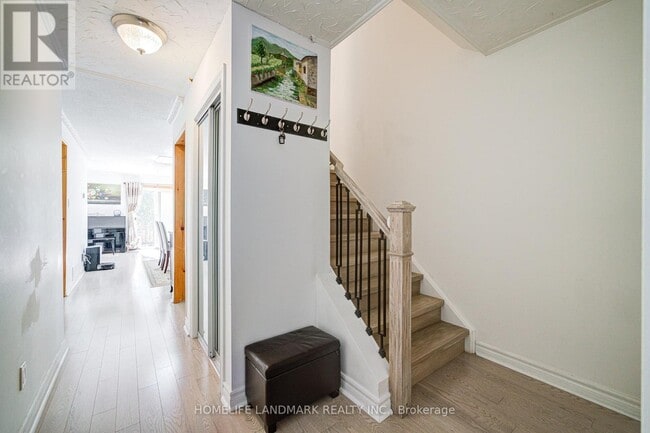 Building Photo - 33 Phalen Crescent