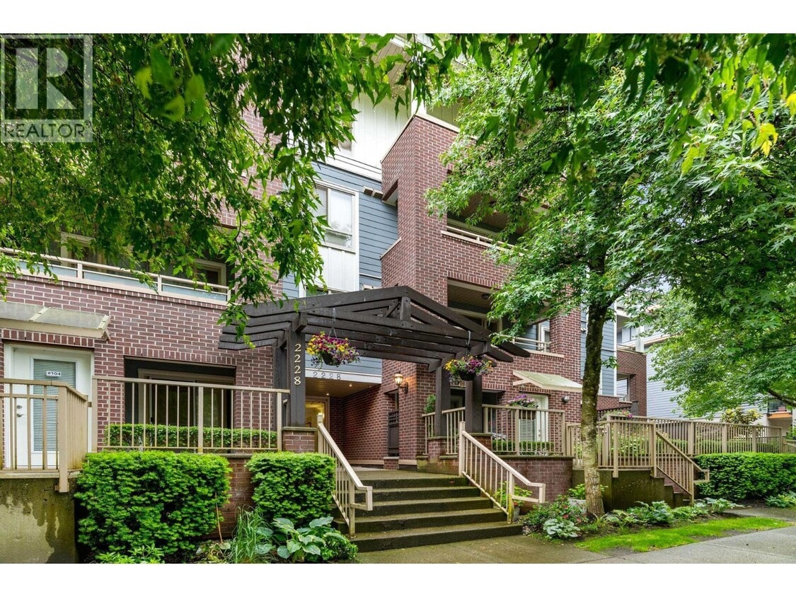 Primary Photo - 2228 Welcher Ave