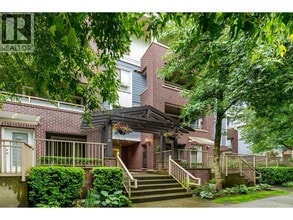 Building Photo - 2228 Welcher Ave