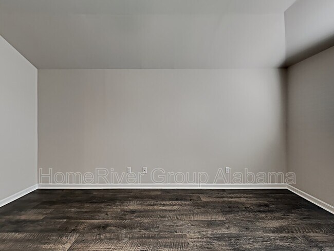 Foto del edificio - 16366 Creek Dr