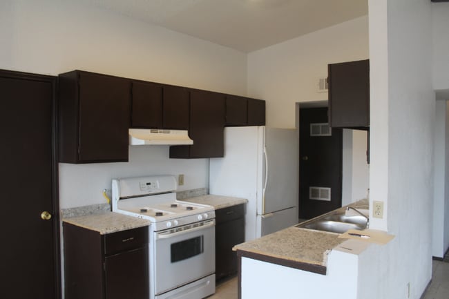 Building Photo - 1655 Victor Lopez Dr