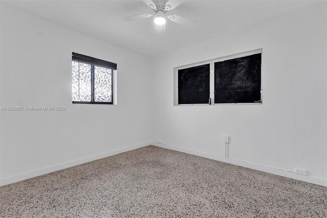 Building Photo - 9486 Haitian Dr