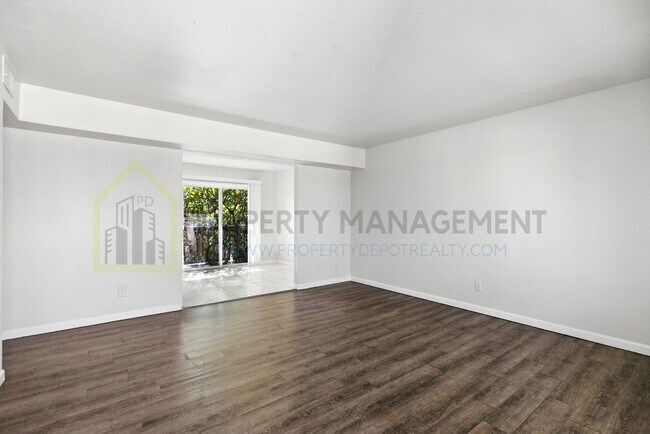 Foto del edificio - 15th Ave_4Plex