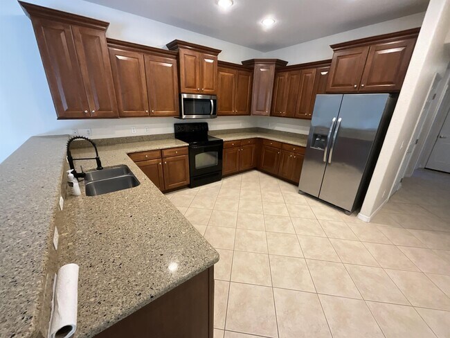 Foto del edificio - 12470 Rock Ridge Ln