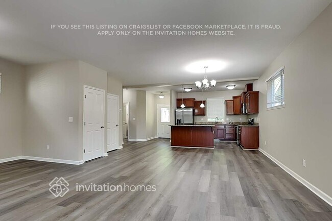 Foto del edificio - 7629 Columbia Way NE