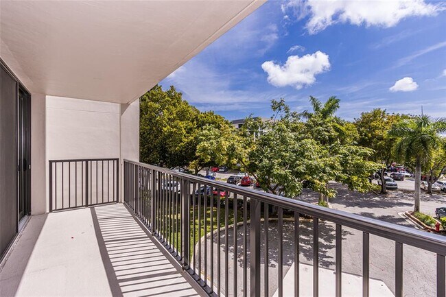 Foto del edificio - 1301 River Reach Dr