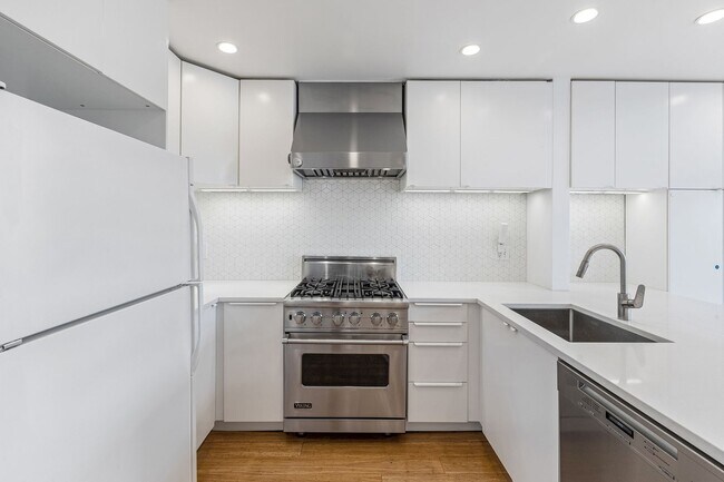 Foto del edificio - Potrero Hill: House-like Townhome in Parkv...