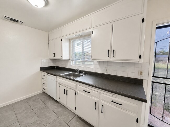 Foto del edificio - 7809 50th Ave