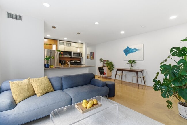 Foto del edificio - 1439 Chapin St NW