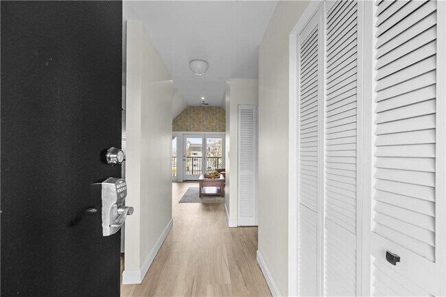 Foto del edificio - 580 Thames St