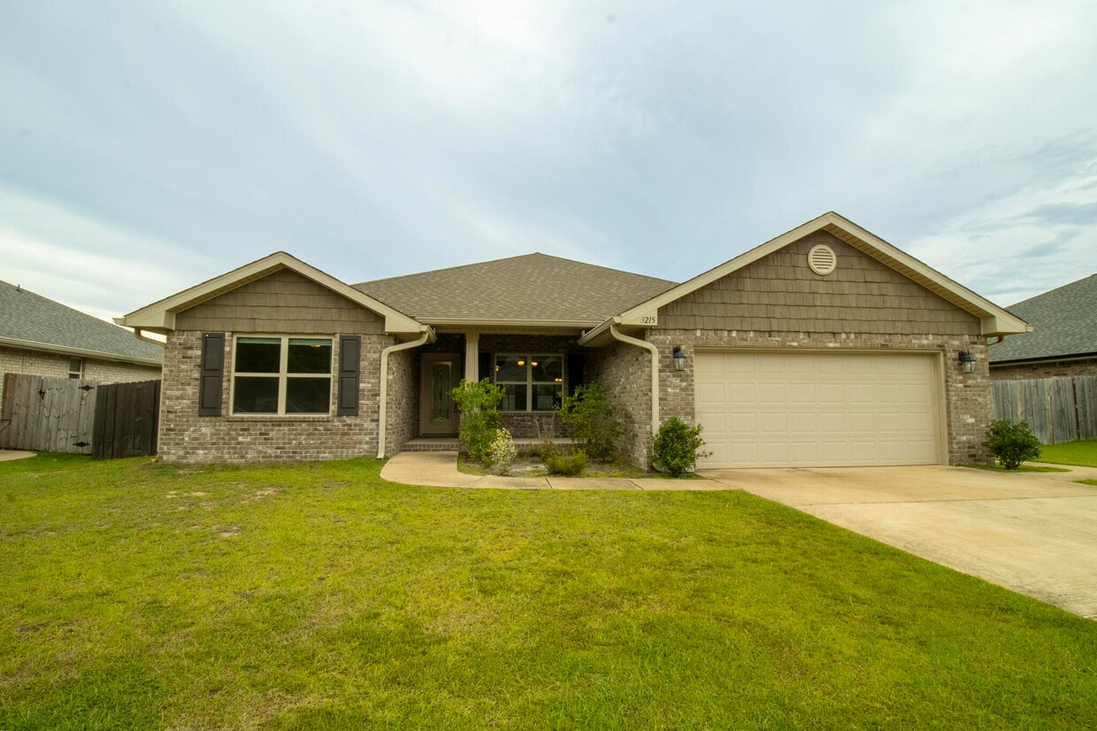 Primary Photo - 3215 Stephens Landing Ln
