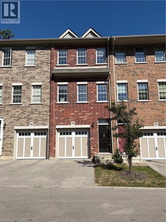 Building Photo - 94 Robert Peel Rd
