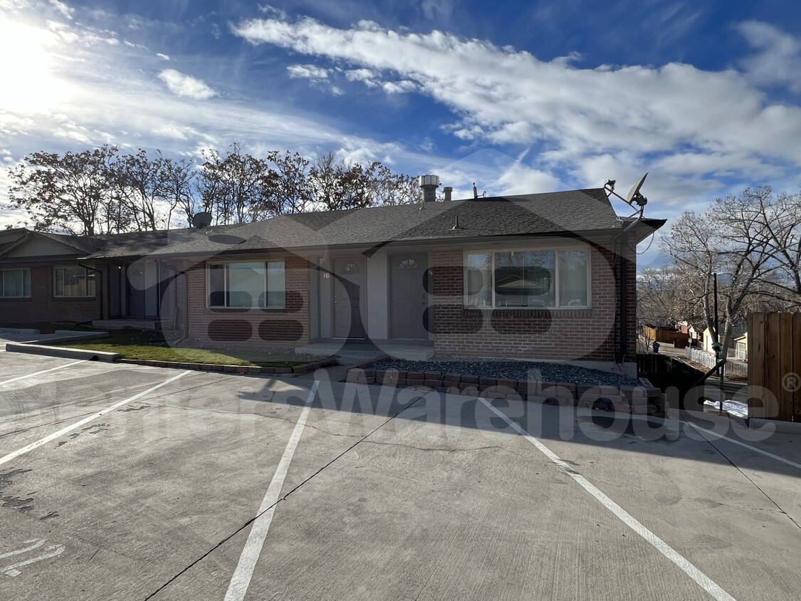 Foto principal - 4665 W 6th Ave