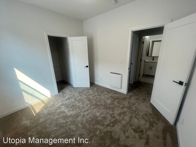 Building Photo - 2 br, 1.5 bath House - 7555-B 15th Ave SW
