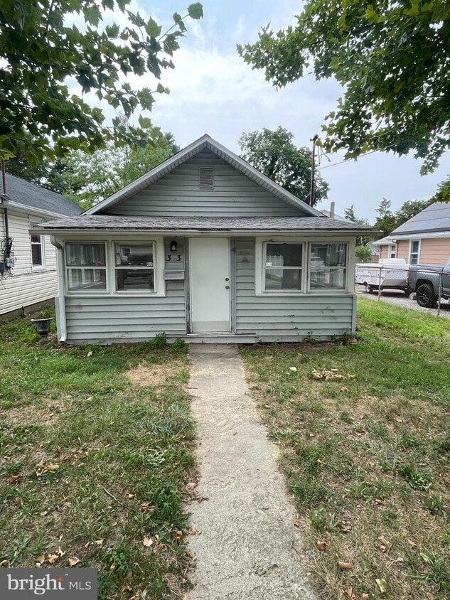 Primary Photo - 33 Brandriff Ave