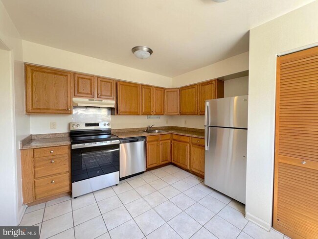 Foto del edificio - 4538 Conwell Dr