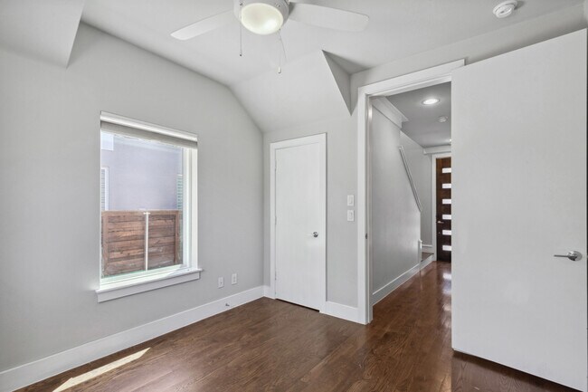 Foto del edificio - 263 Currie St