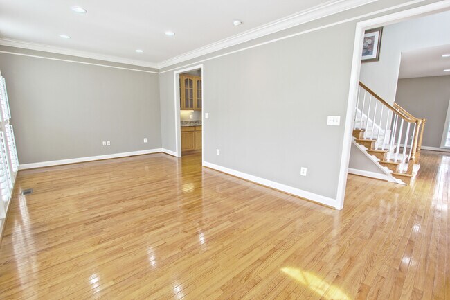 Building Photo - 4083 Walnut Cove Cir