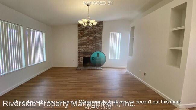 Building Photo - 3 br, 2 bath House - 24052 Royale St.