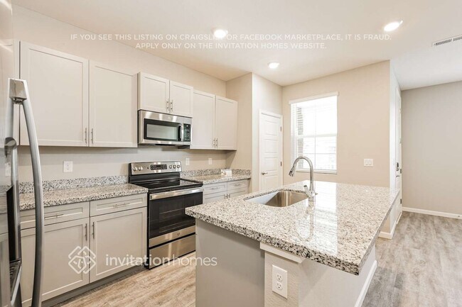Building Photo - 1825 S Eaton Park Way