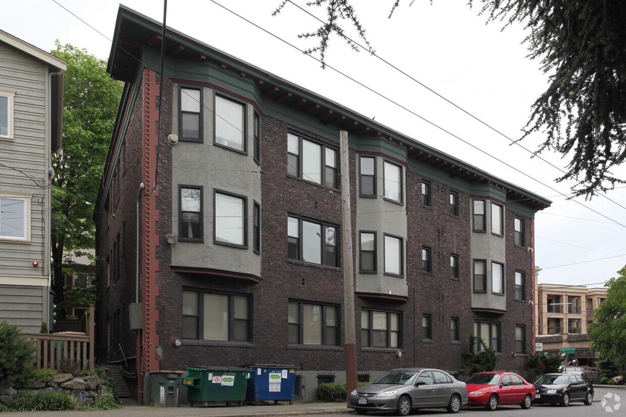Foto del edificio - Heights Court