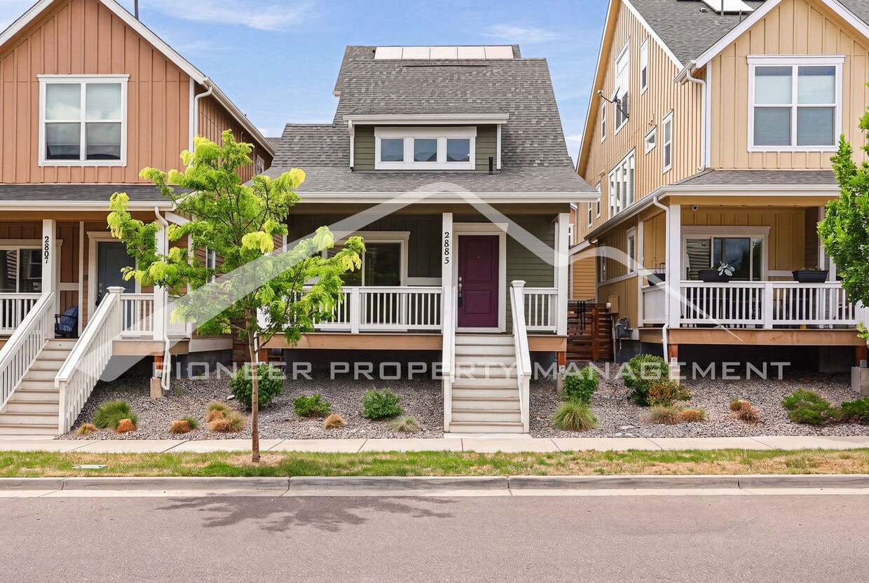 Charming Home with Central AC and Washer/Dryer - Charming Home with Central AC and Washer/Dryer