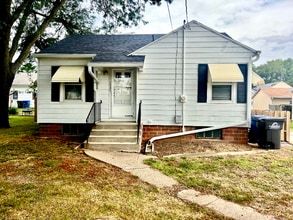 Building Photo - 1223 Army Post Rd