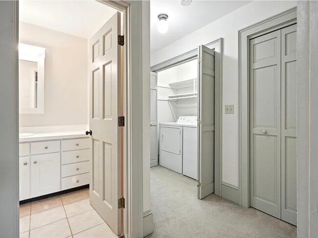 Building Photo - 74 Second St